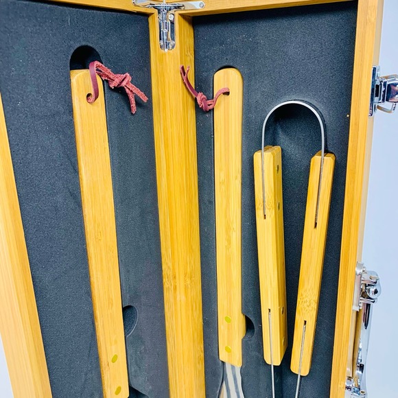 3-Piece Bamboo BBQ Set With Case - Picture 6 of 7